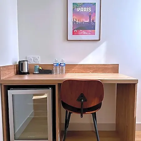 Zora Hotel Parijs
